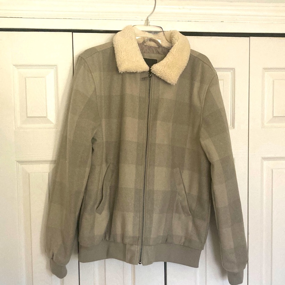 Cotton On Sherpa Collar Plaid Bomber Mens Jacket size Large Brand New With Tags